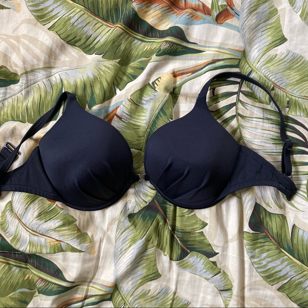 Black DD VENUS Bikini Top